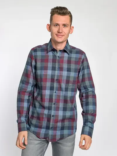 Повседневная рубашка свободного кроя